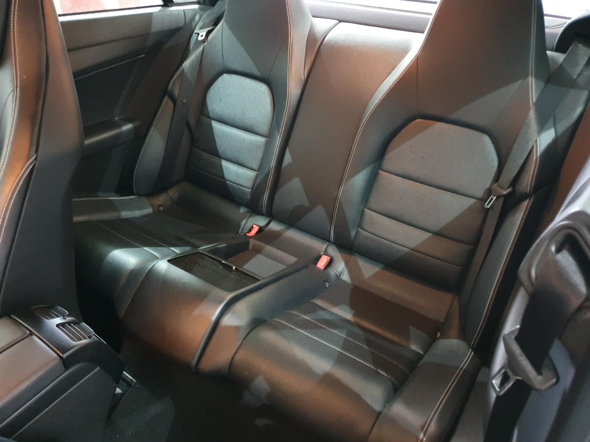 Mercedes- Benz E250 CDI Kit AMG · Ano 2012 — imagem 23