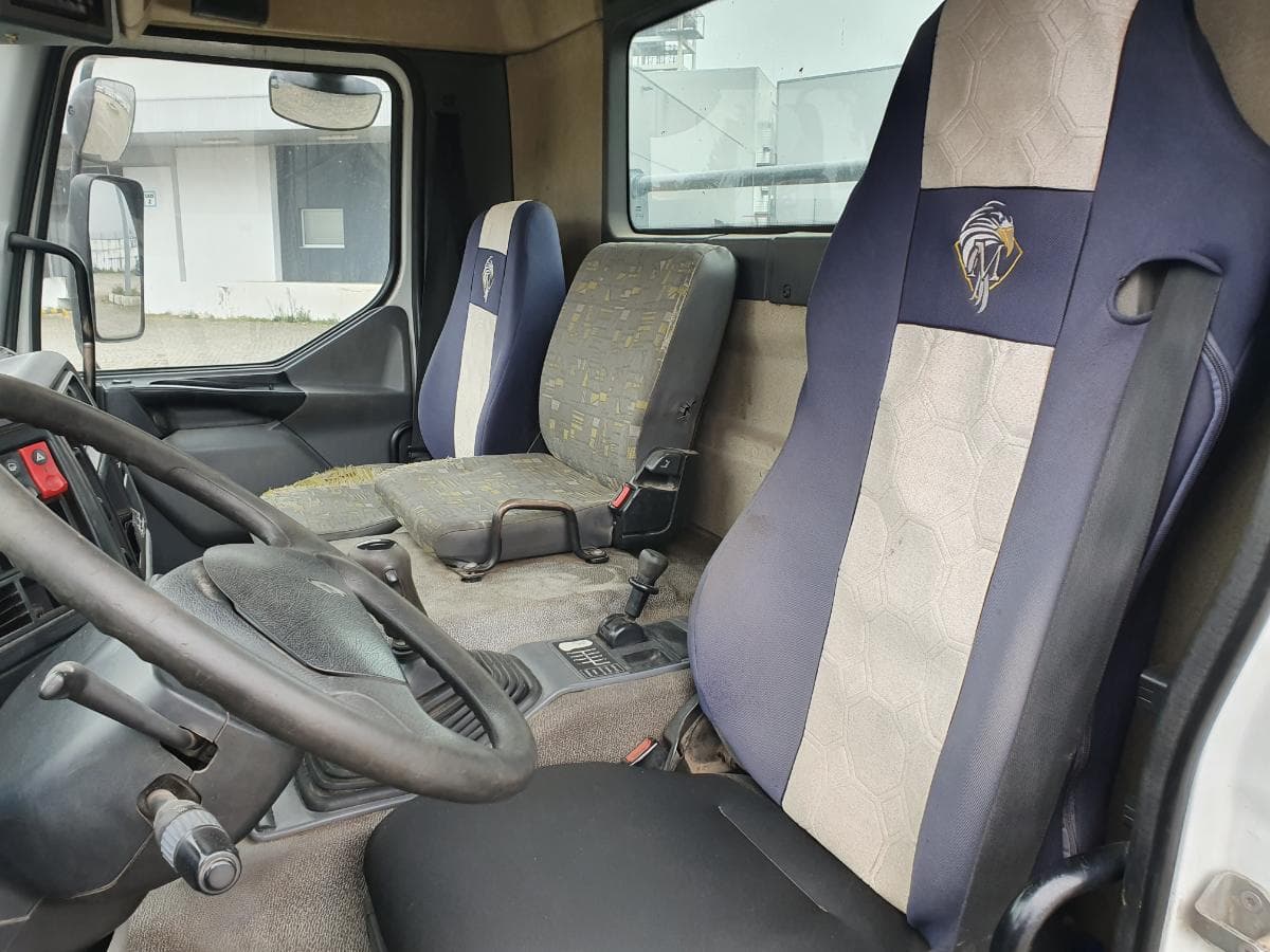 Renault Premium com Grua Atlas Copco 13.01 Basculante — image 35