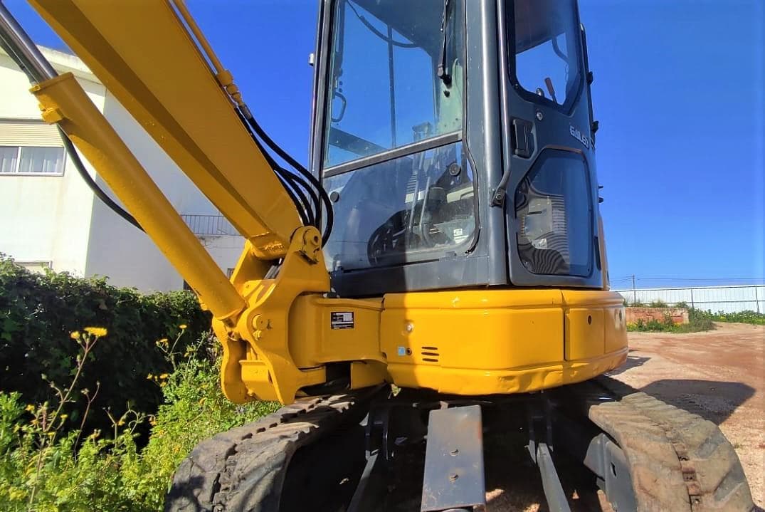 Escavadora Giratória Komatsu PC 30 MR — imagem 7