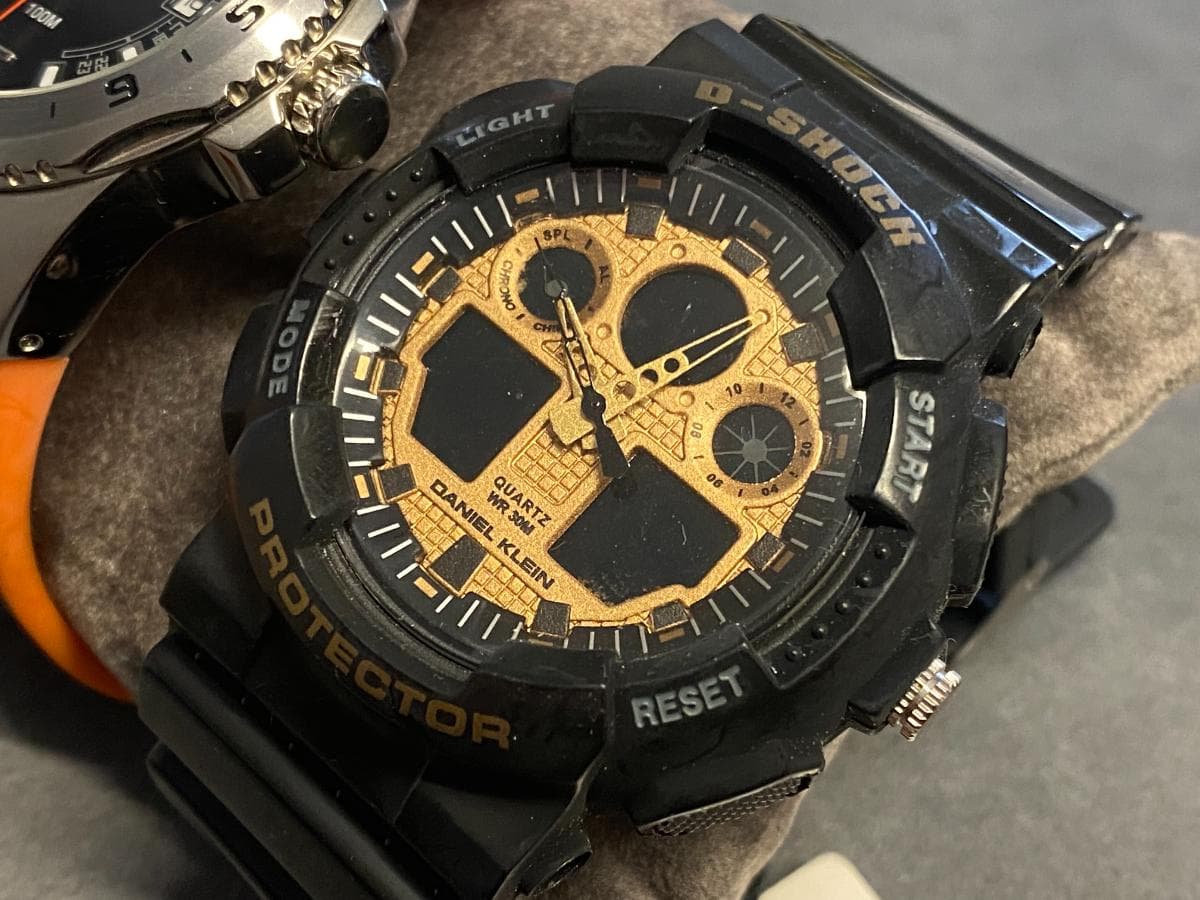 Relógios CELSUS e D-SHOCK (Daniel Klein) — imagen 3