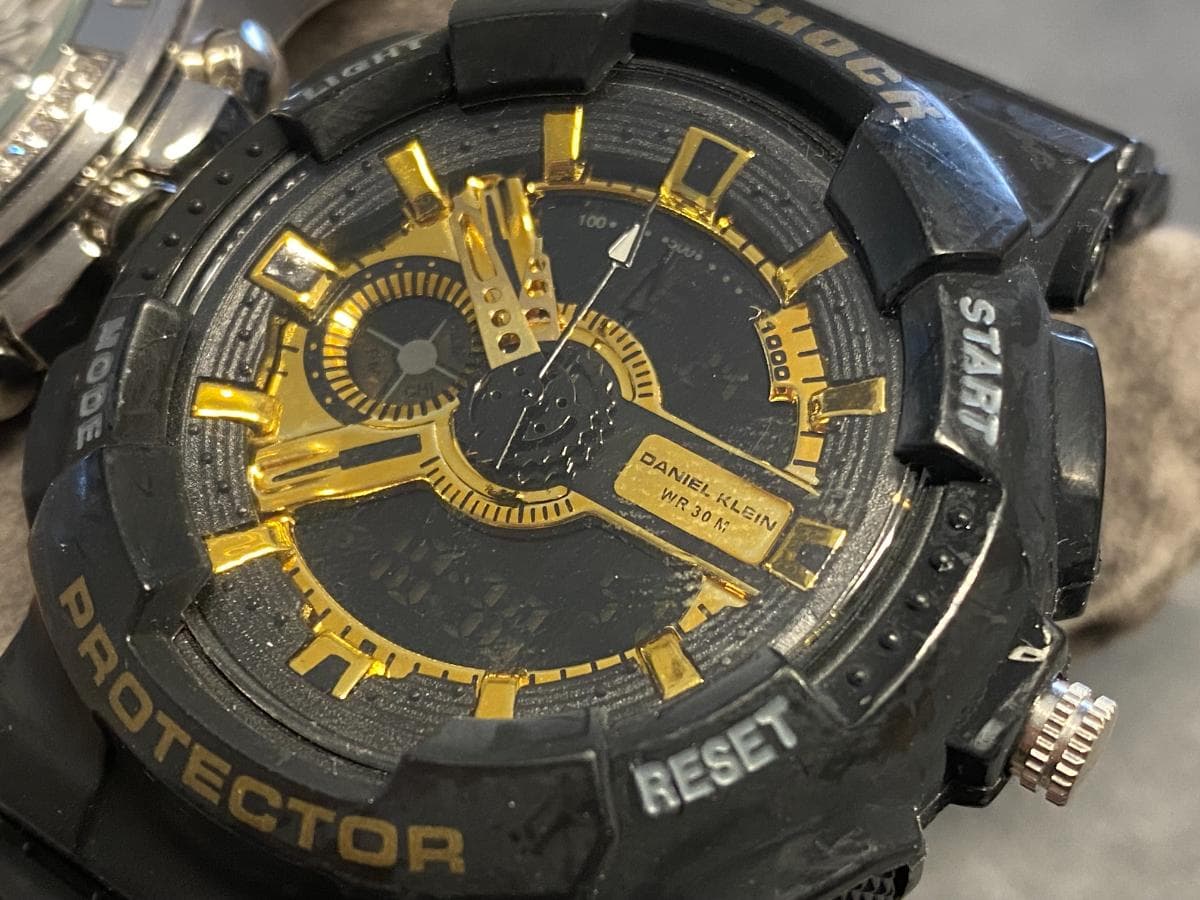 Relógios CELSUS e D-SHOCK (Daniel Klein) — image 4