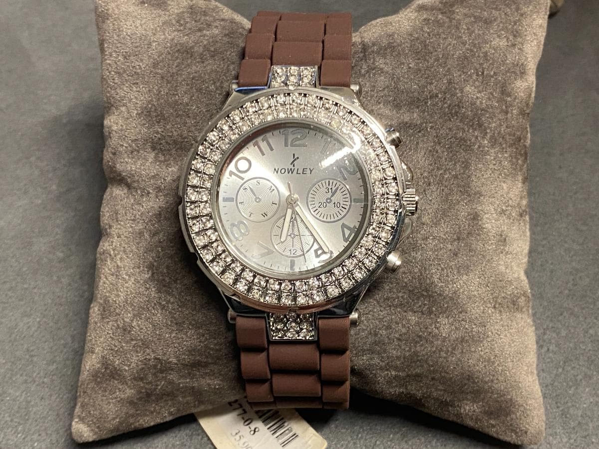 Montre NOWLEY — image 1