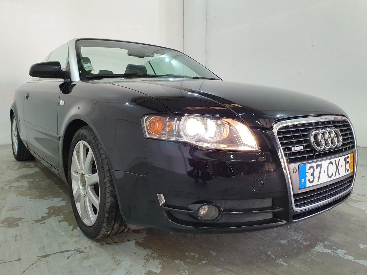 Audi A4 Cabrio 2.0 TDI · Année 2007 — image 2