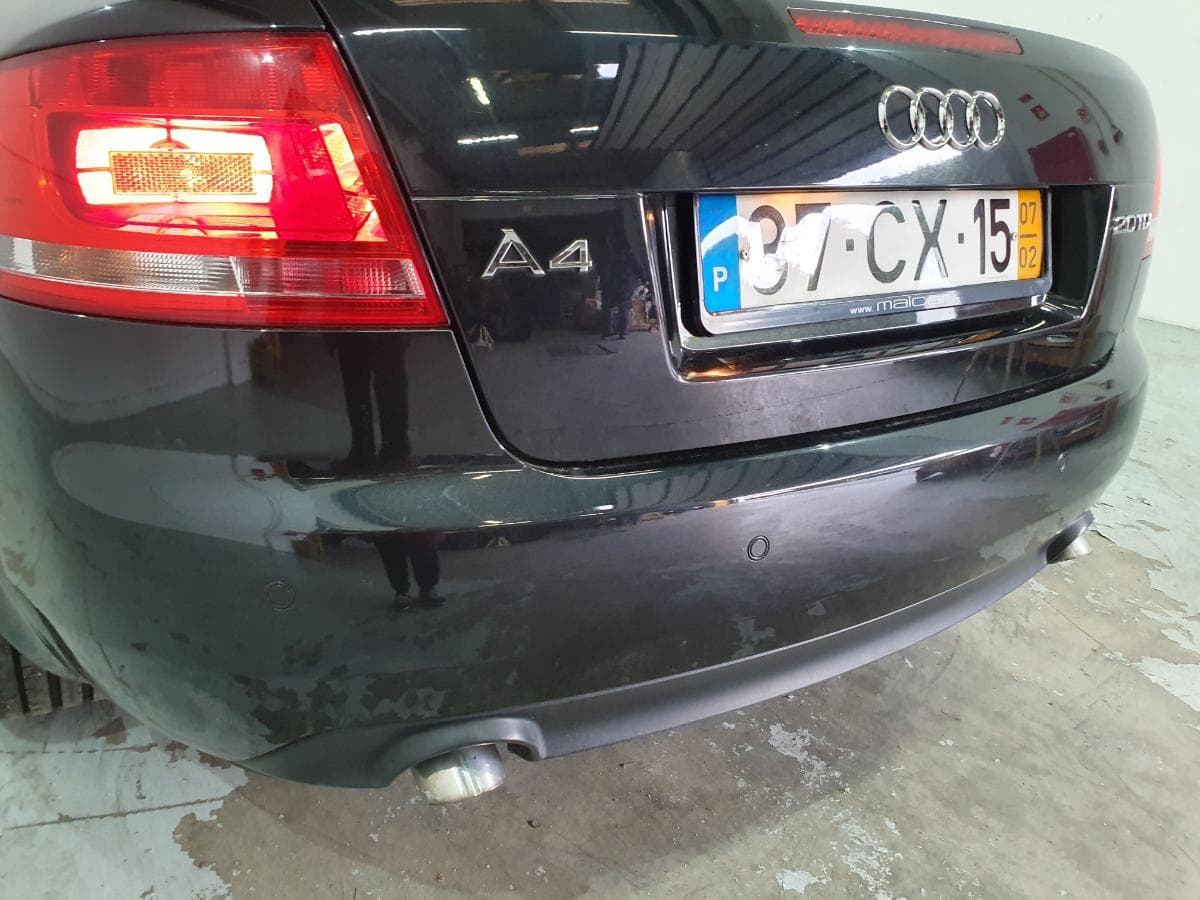 Audi A4 Cabrio 2.0 TDI · Année 2007 — image 10
