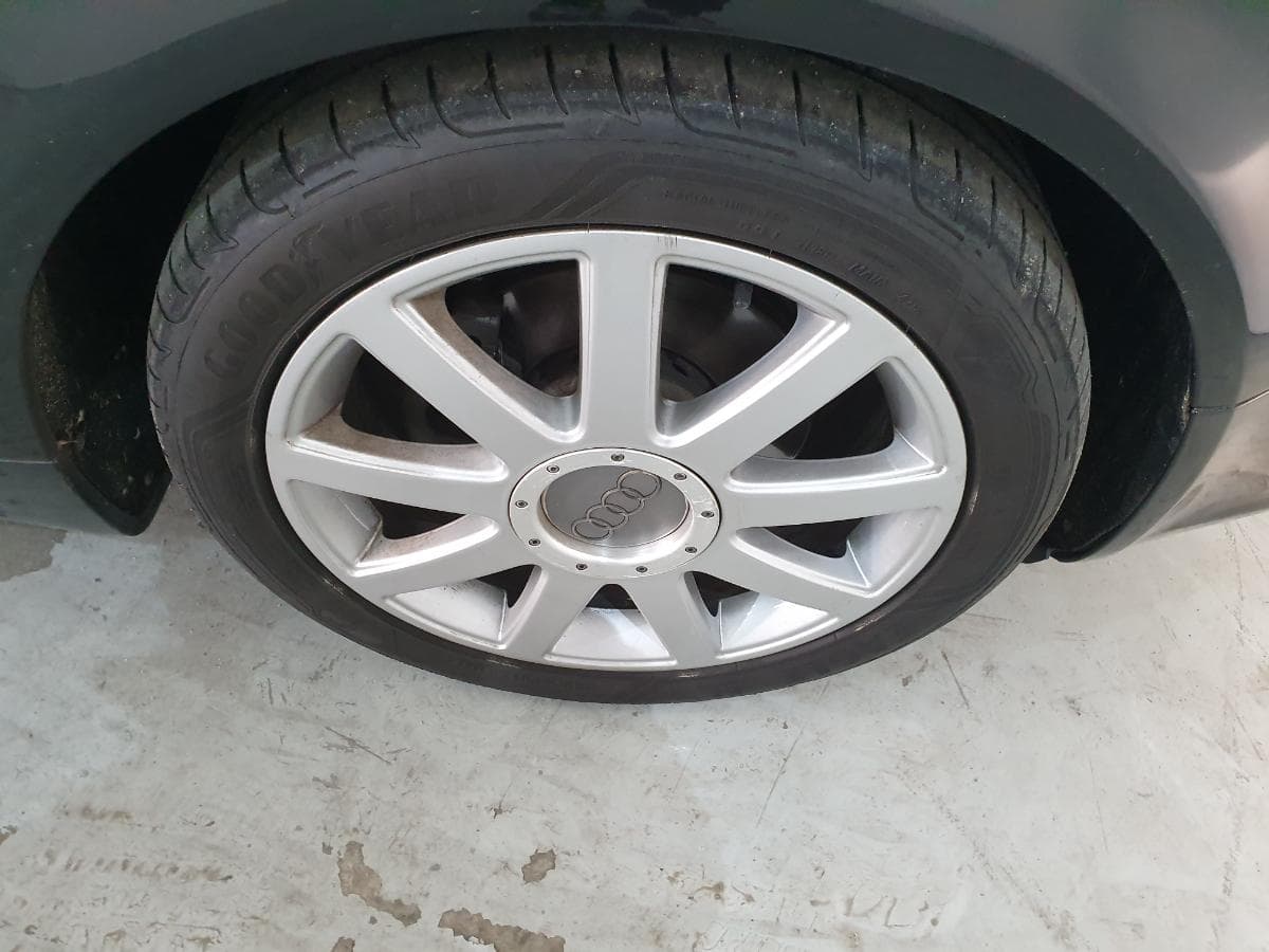 Audi A4 Cabrio 2.0 TDI · Année 2007 — image 16
