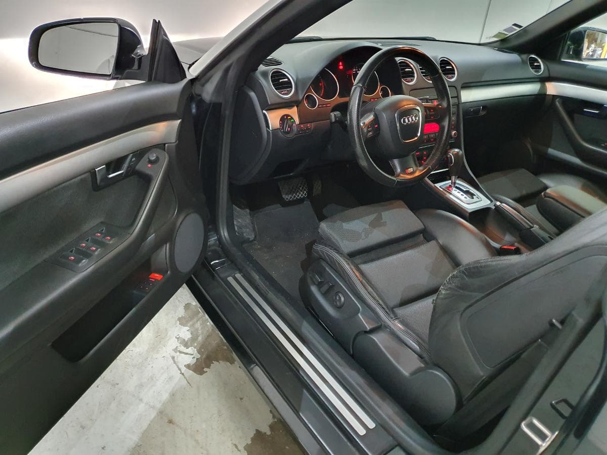 Audi A4 Cabrio 2.0 TDI · Année 2007 — image 20