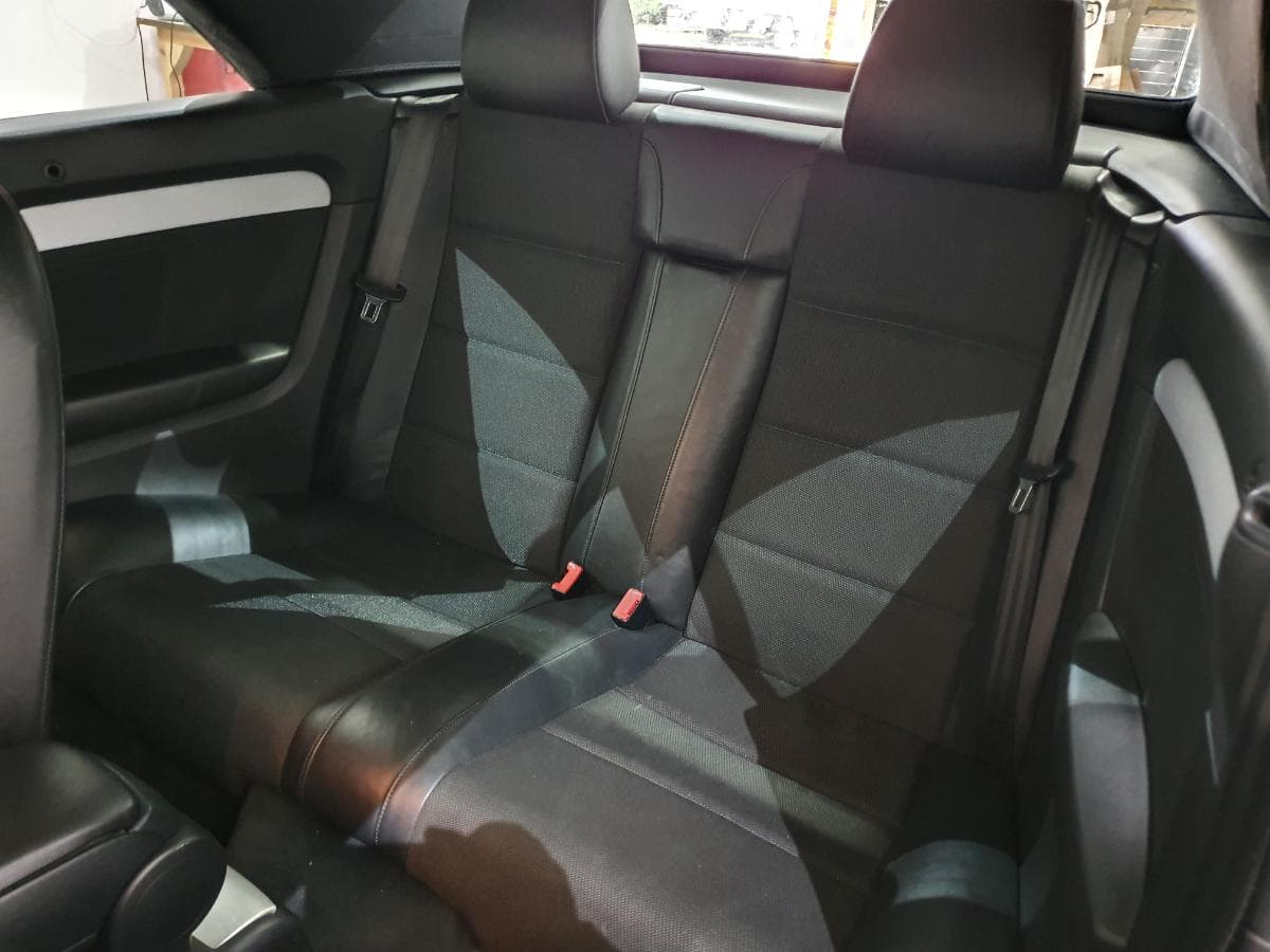 Audi A4 Cabrio 2.0 TDI · Année 2007 — image 34