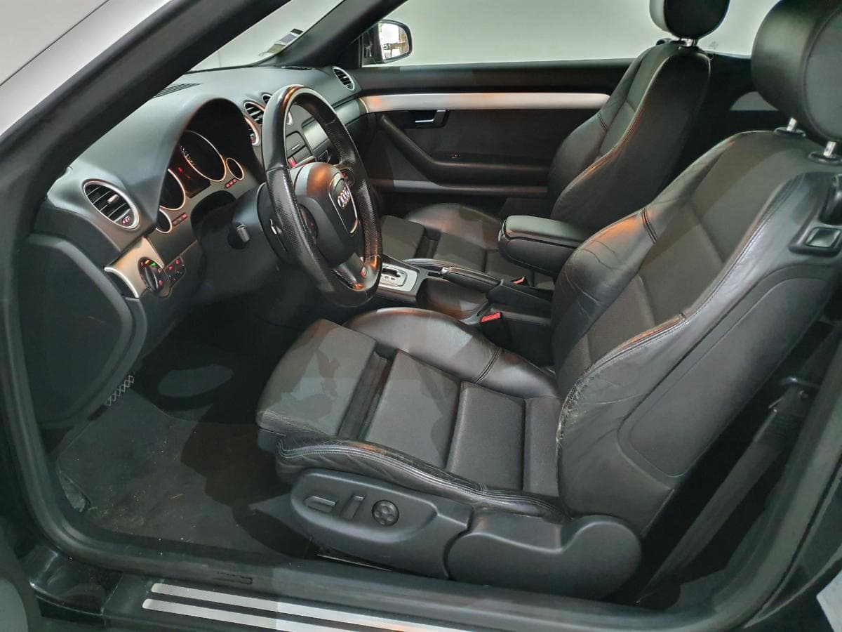 Audi A4 Cabrio 2.0 TDI · Année 2007 — image 35