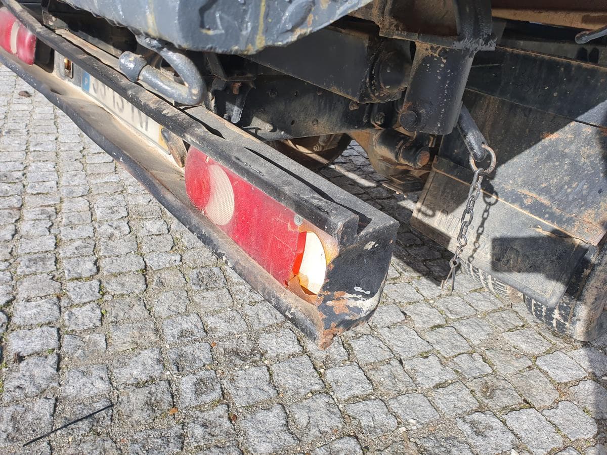 Nissan Cabstar 110 com Grua Palfinger Tribasculante — image 33