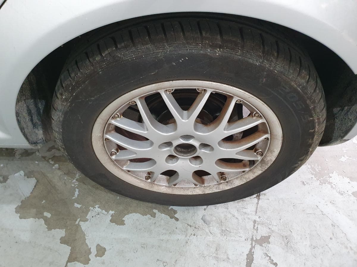 Volkswagen Golf 1.9 TDI 150cv · Ano 2002 — image 19