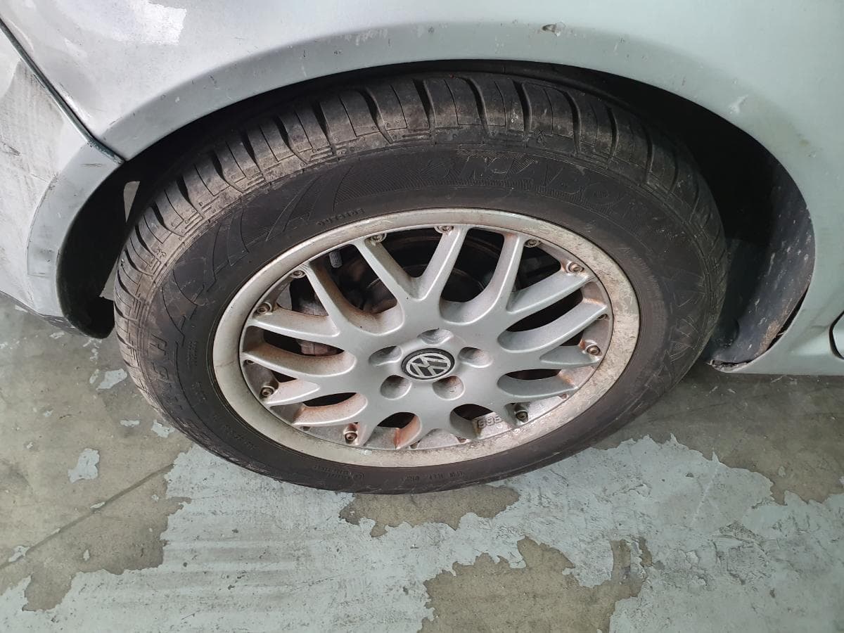 Volkswagen Golf 1.9 TDI 150cv · Ano 2002 — image 21