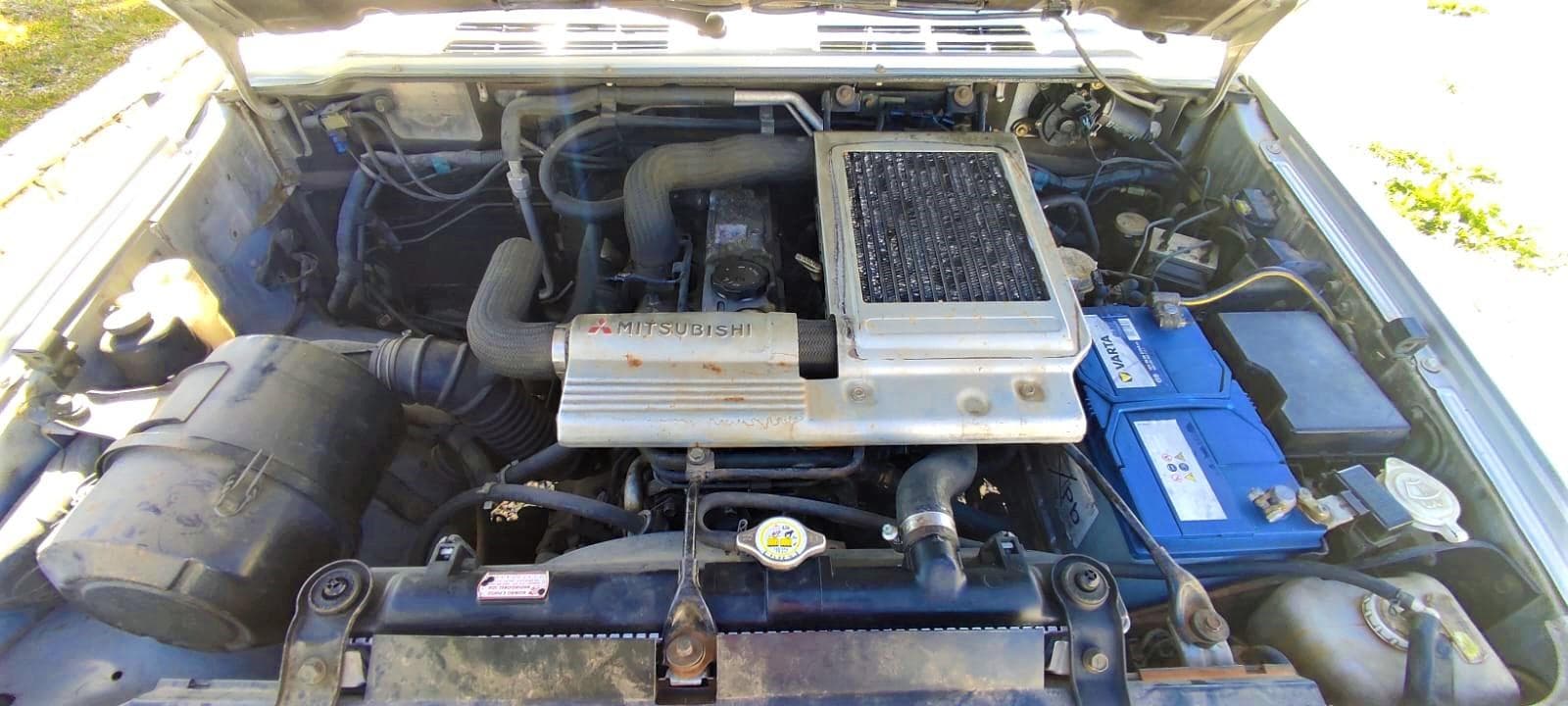 Mitsubishi Pagero — imagem 5
