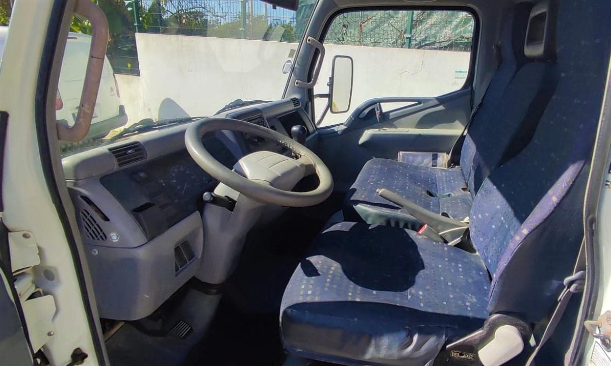 Mitsubishi Canter — imagem 7