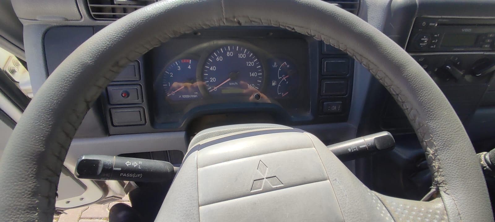 Mitsubishi Canter — imagem 9
