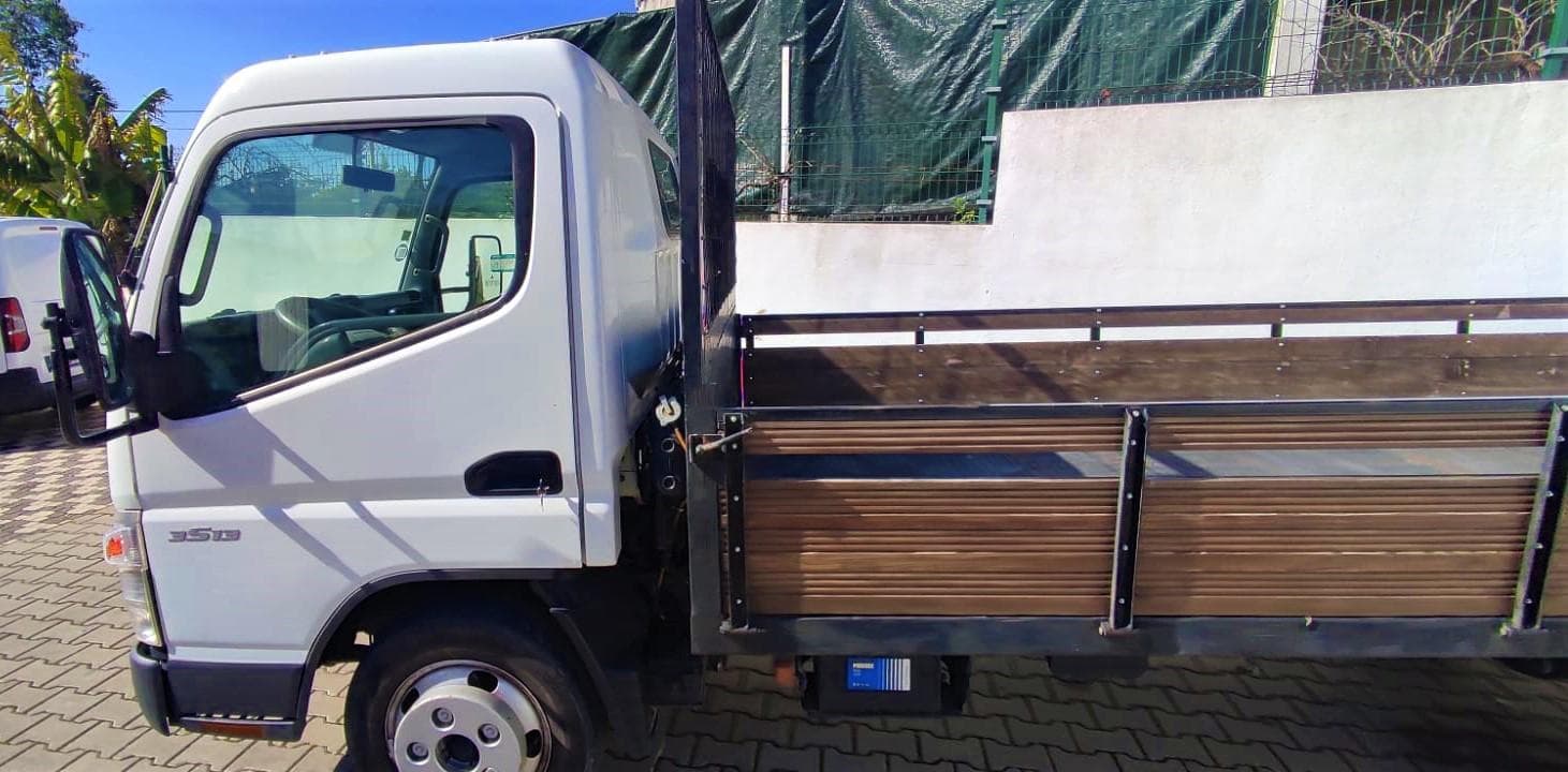 Mitsubishi Canter — imagem 4