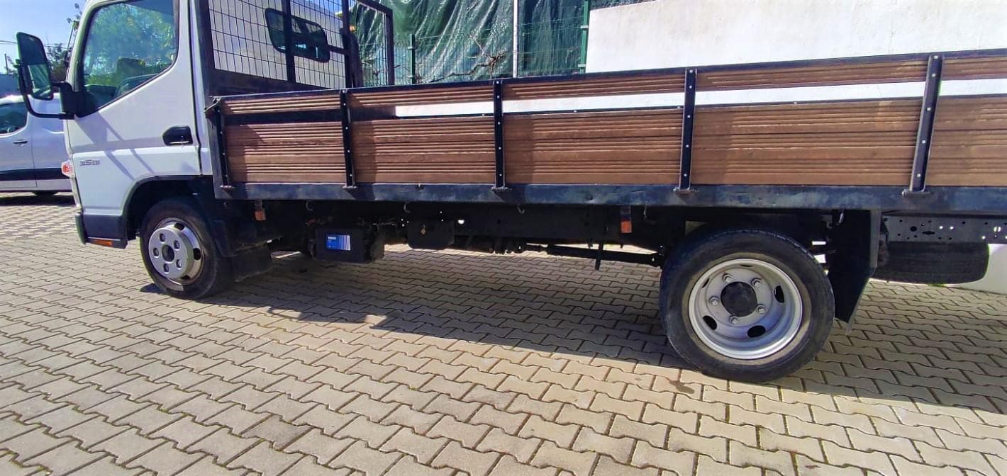 Mitsubishi Canter — imagem 5
