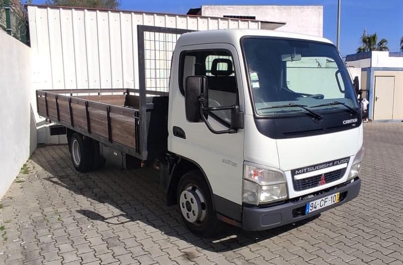 Mitsubishi Canter — imagem 1