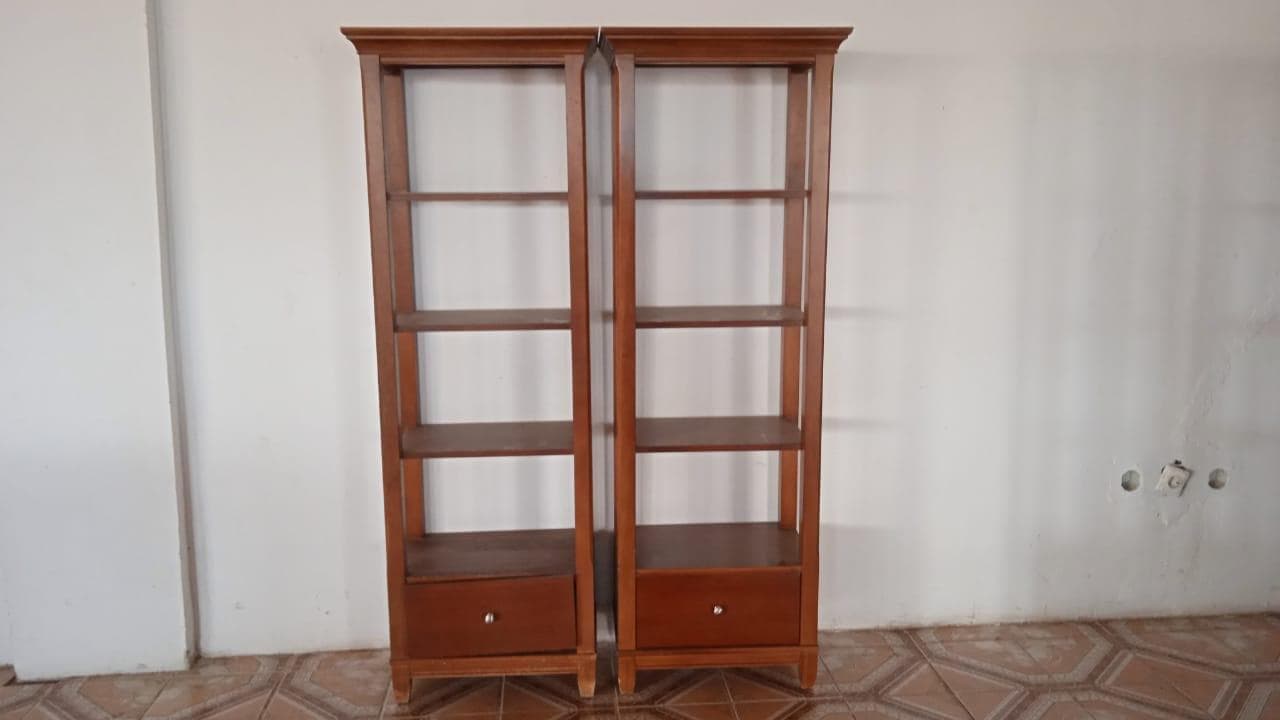Mobiliario de oficina ·