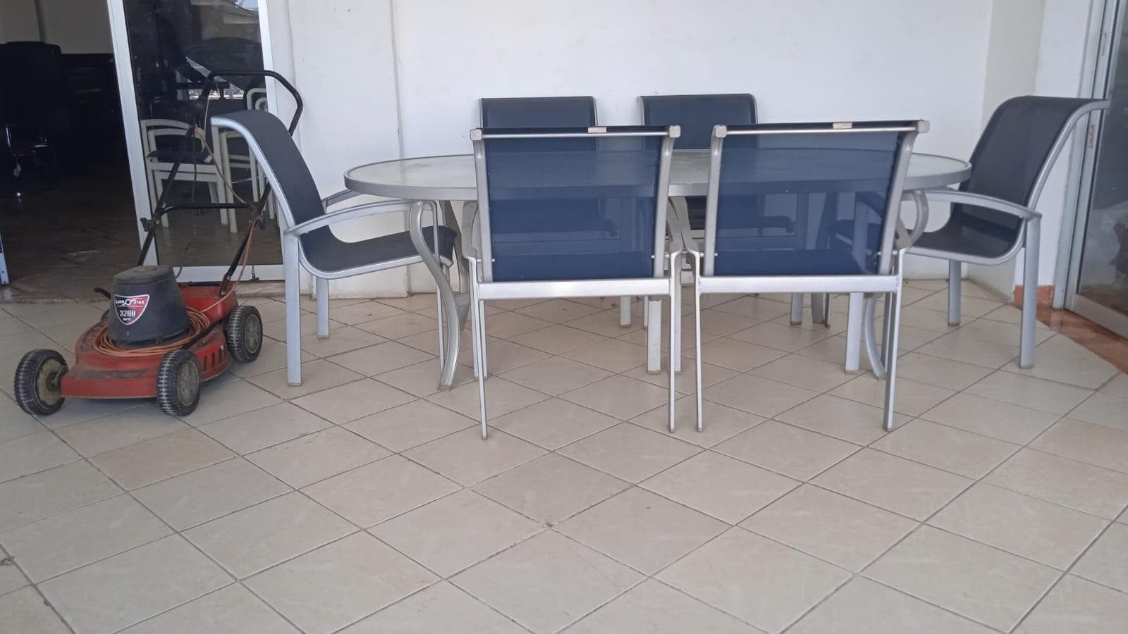 Mesa de Jardim · — imagen 1
