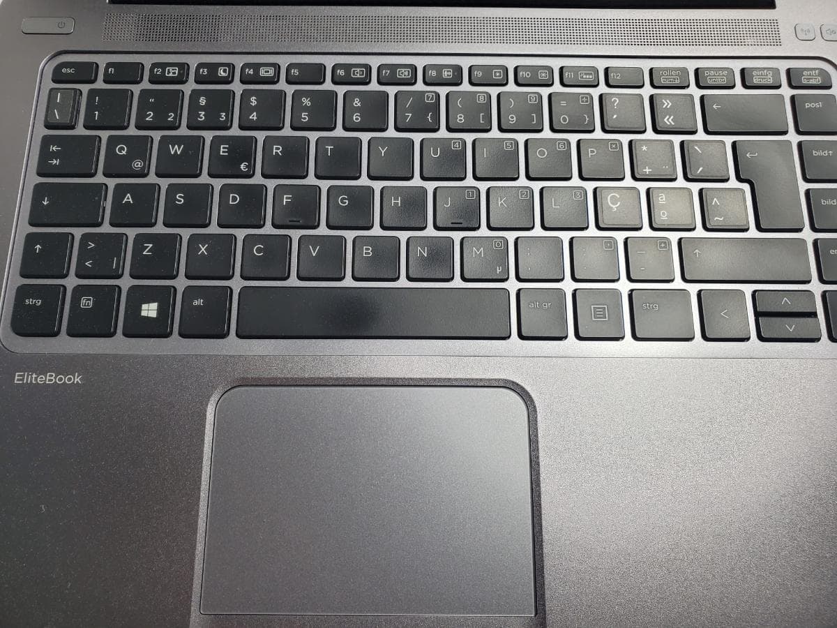 Portátil HP Folio 1040 — imagen 16