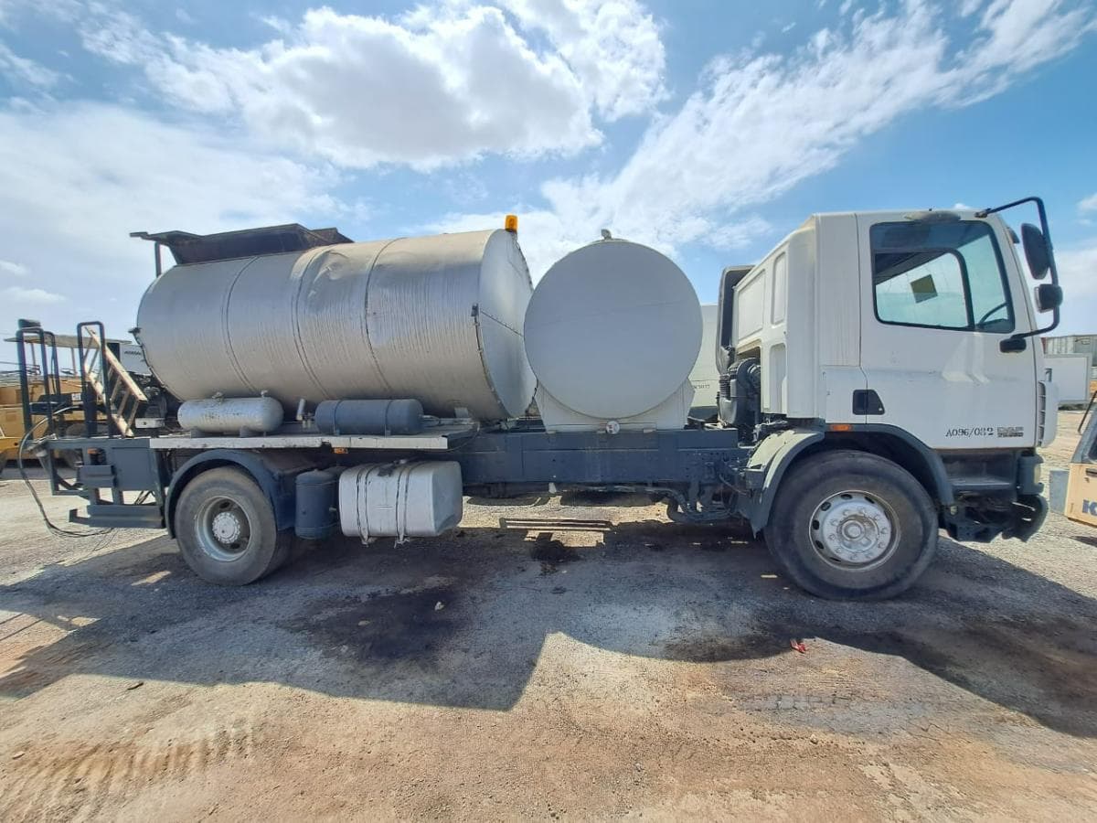 Autotanque de Emulsão (8.000L) DAF · Viana — imagem 5
