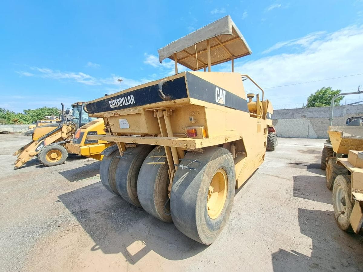 Cilindro de Pneus (35T) CATERPILLAR PS 500 · Viana — imagen 1