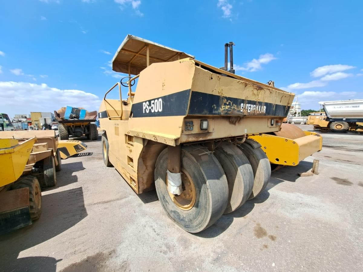 Cilindro de Pneus (35T) CATERPILLAR PS 500 · Viana — imagen 3