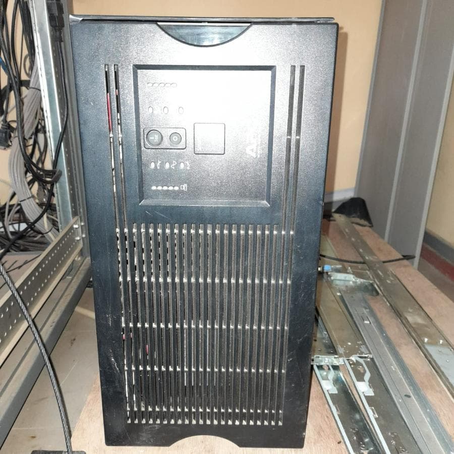 UPS- APC SMART  · — imagen 3