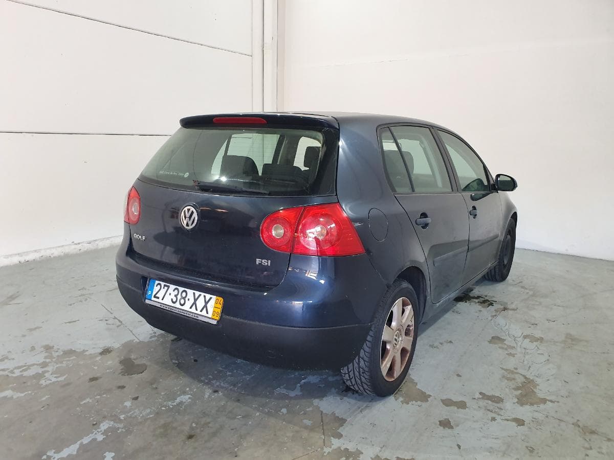 Volkswagen Golf 1.4 FSI · Ano 2004 — imagen 8