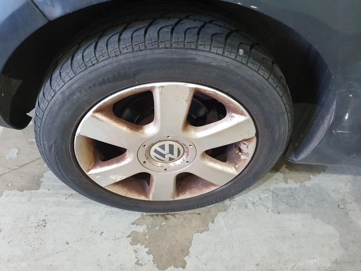 Volkswagen Golf 1.4 FSI · Ano 2004 — imagen 17