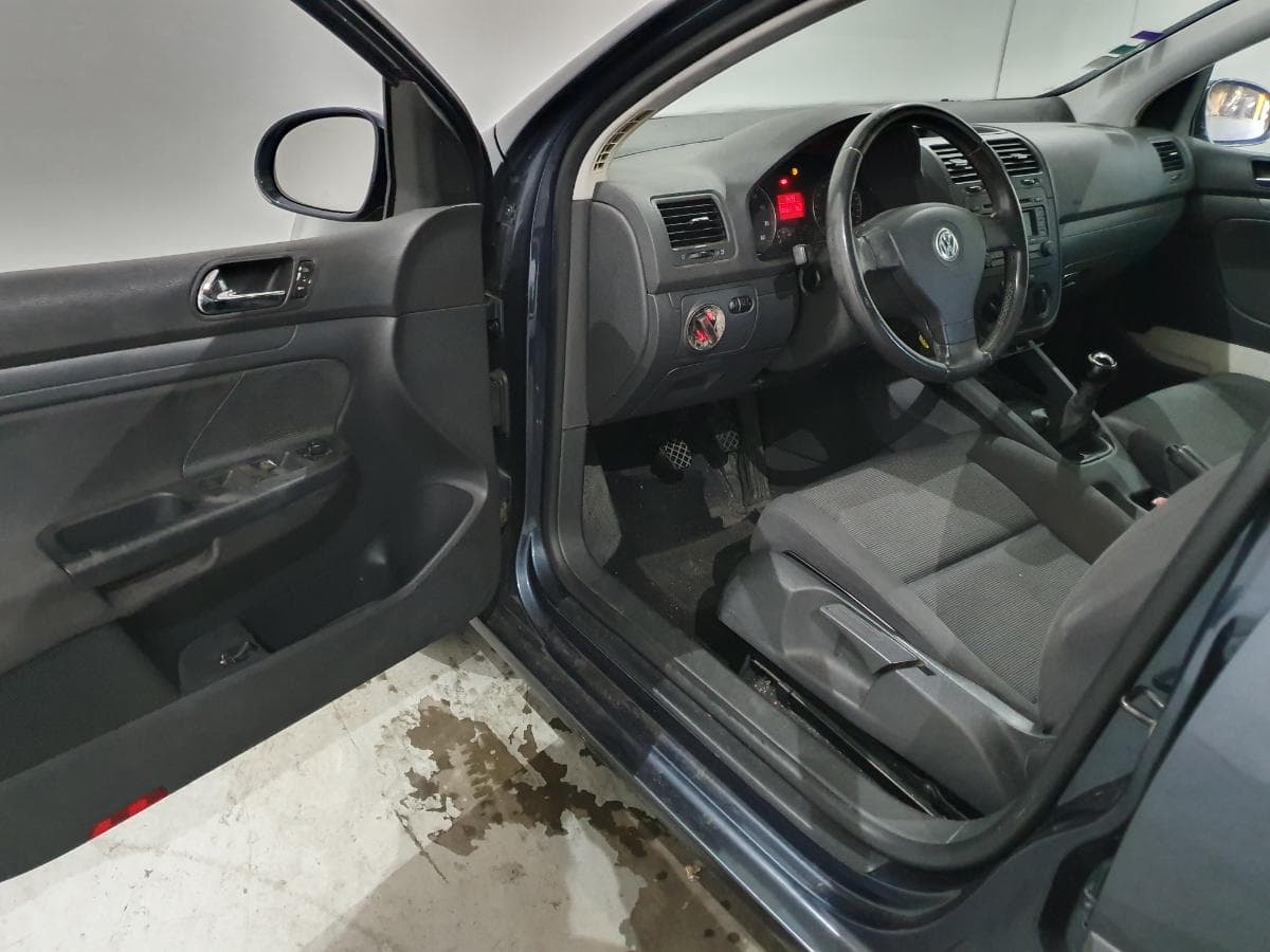 Volkswagen Golf 1.4 FSI · Ano 2004 — imagen 20