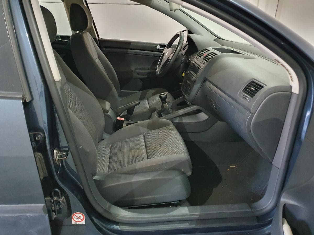 Volkswagen Golf 1.4 FSI · Ano 2004 — imagen 40