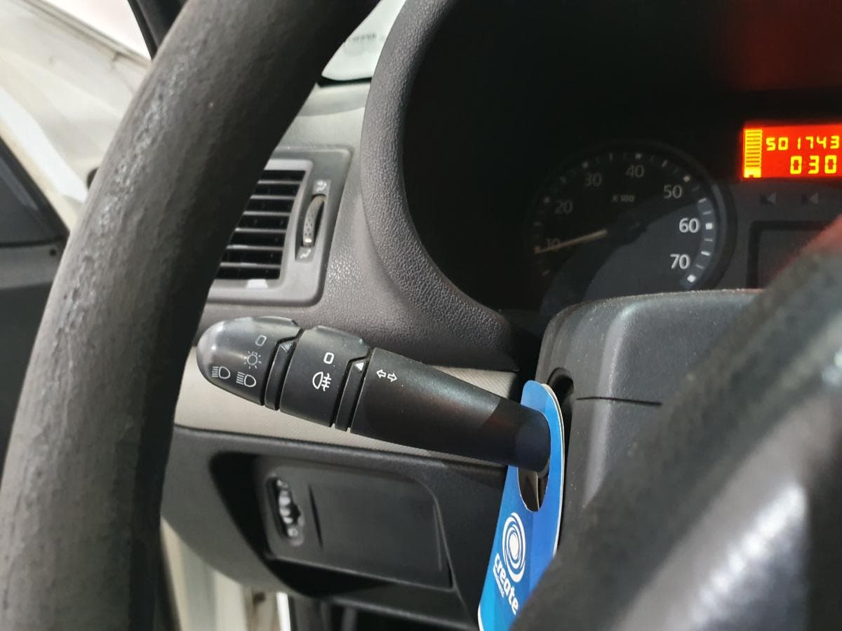 Renault Clio 1.5 DCI · Año 2007 — imagen 23