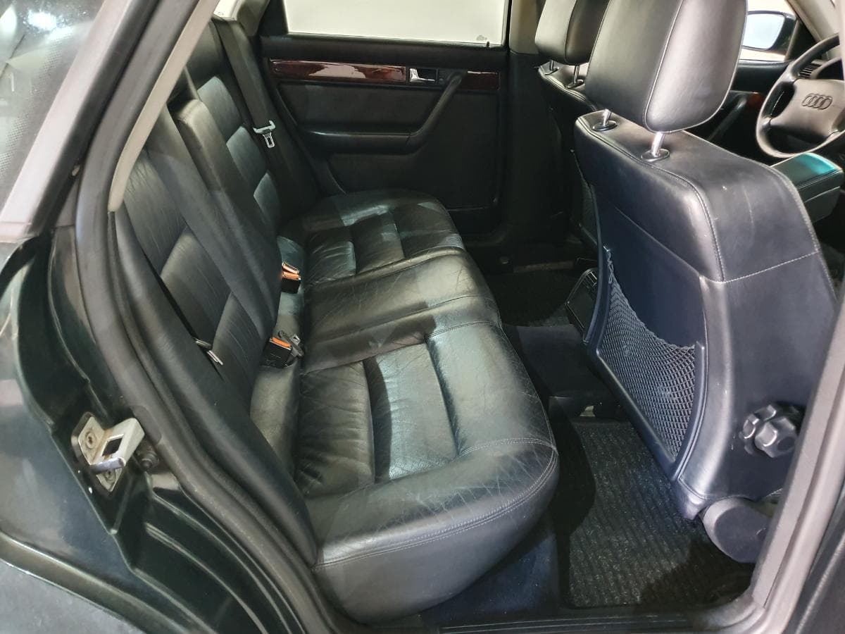 Audi A6 1.9 TDI · Ano 1994 — imagem 19