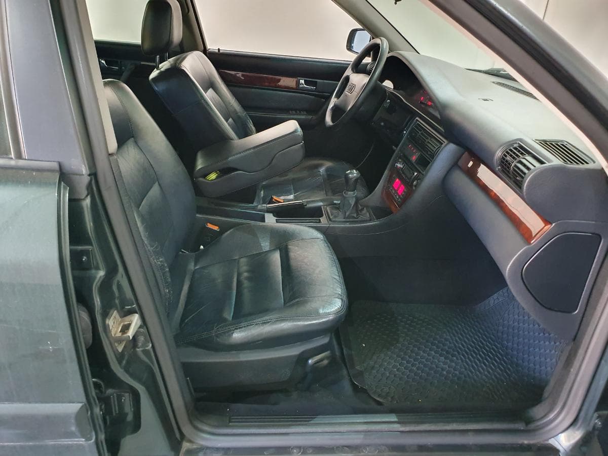 Audi A6 1.9 TDI · Ano 1994 — imagem 23