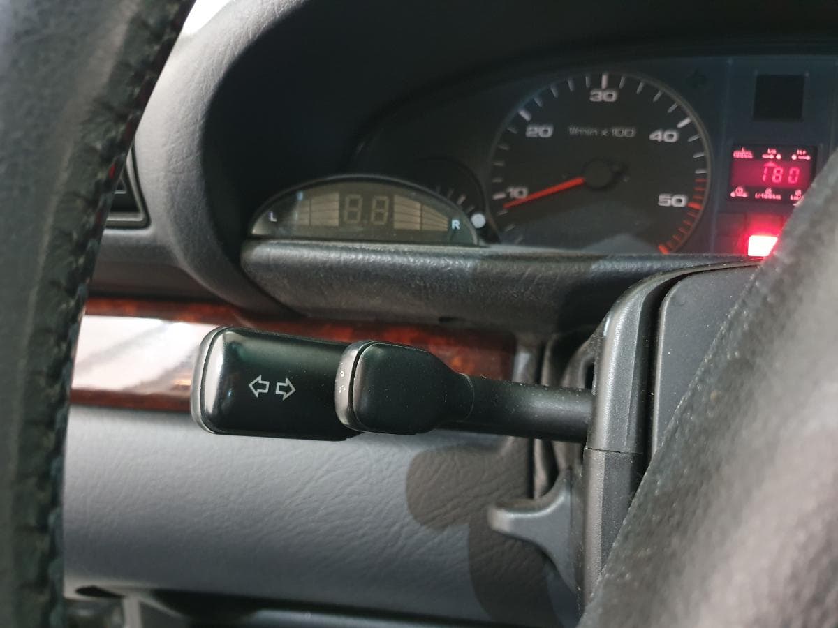 Audi A6 1.9 TDI · Ano 1994 — imagem 33