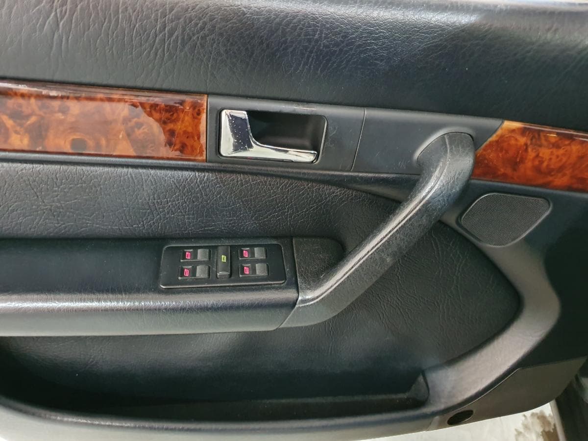 Audi A6 1.9 TDI · Ano 1994 — imagem 35