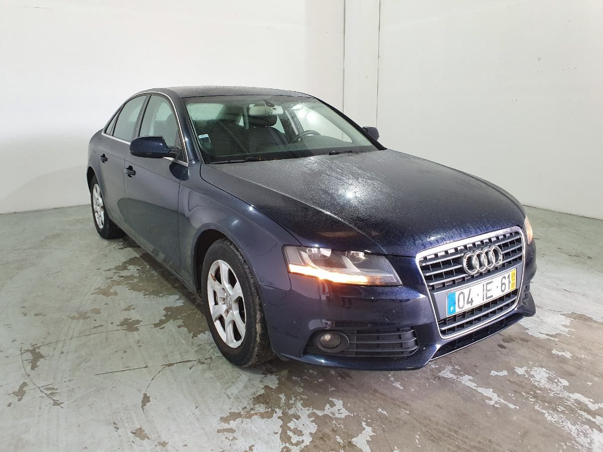 Audi A4 2.0 TDI · Ano 2009 — image 1