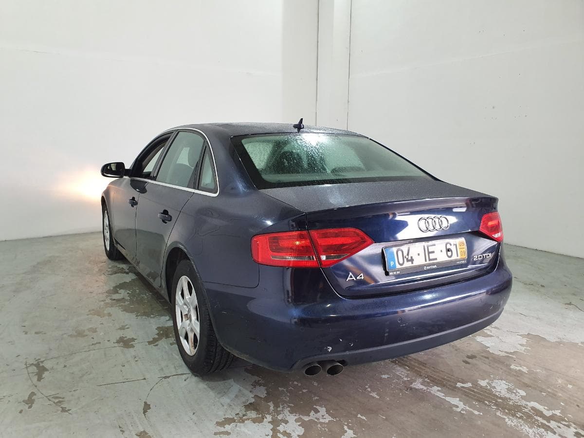 Audi A4 2.0 TDI · Ano 2009 — image 8