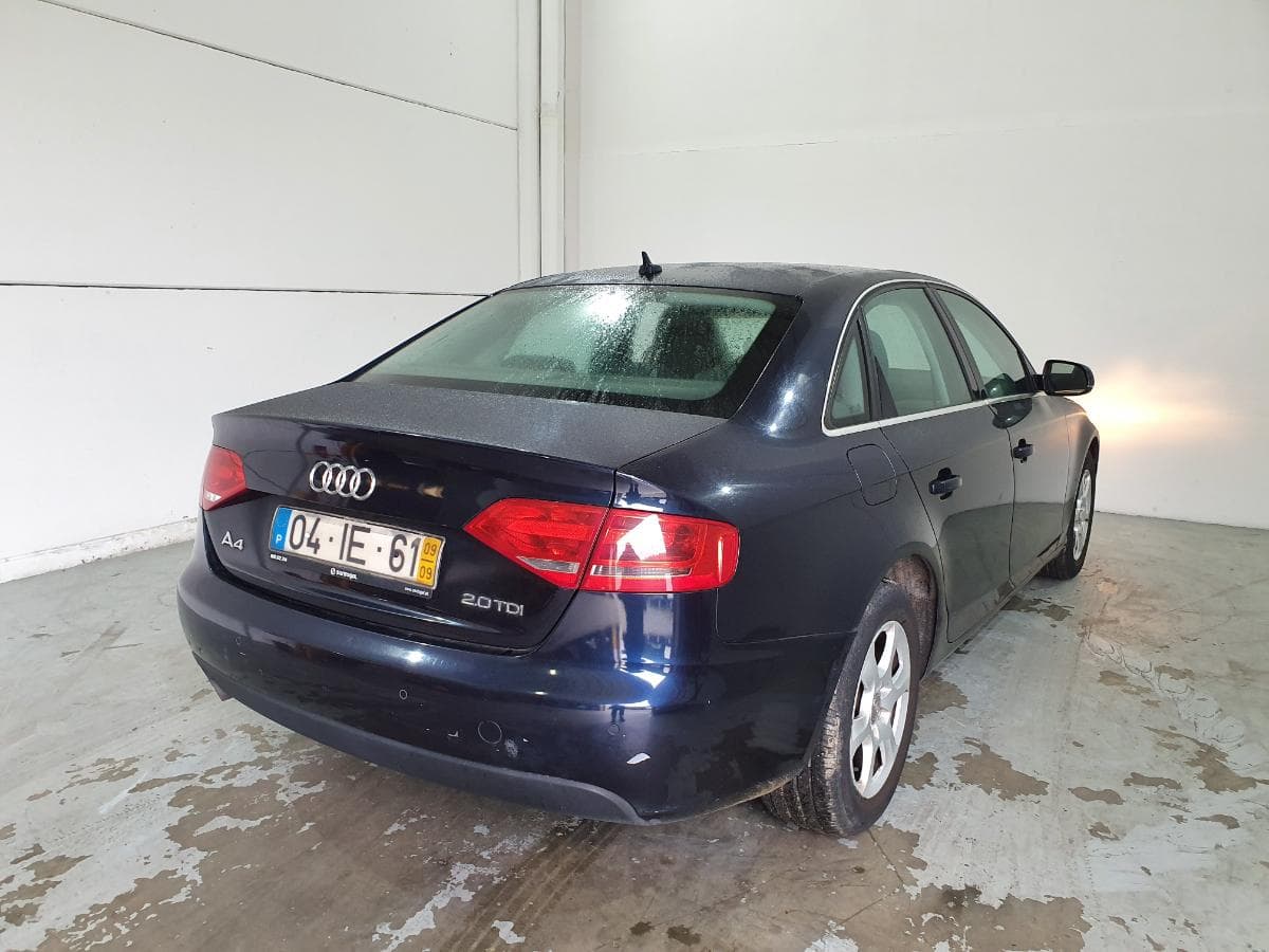 Audi A4 2.0 TDI · Ano 2009 — image 9
