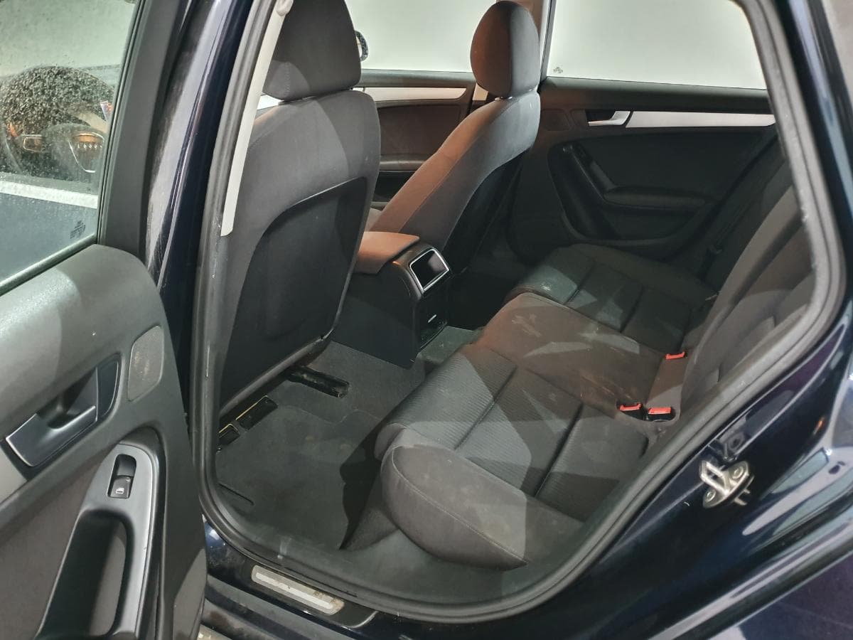 Audi A4 2.0 TDI · Ano 2009 — image 22