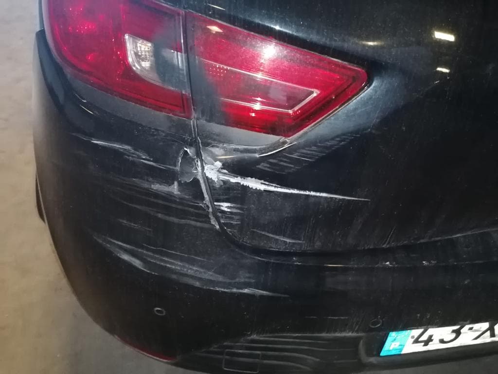 Renault Clio 1.5DCI · Ano 2015 — imagen 9