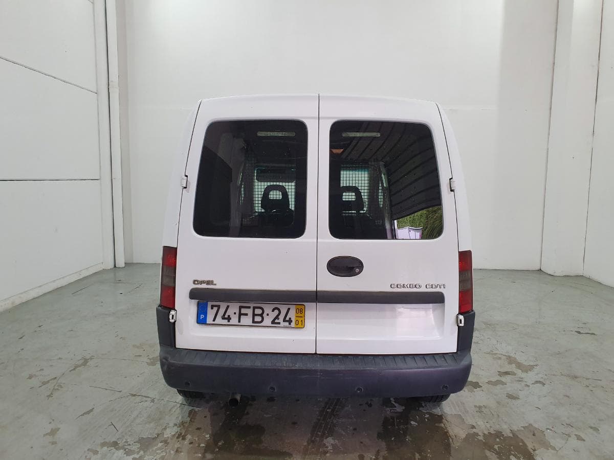 Opel Combo 1.3CDTI 16V · Ano 2008 — imagem 5