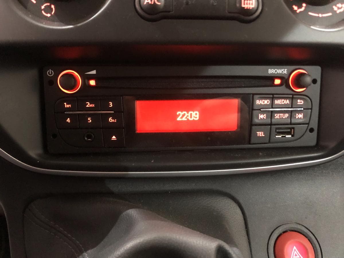 Renault Kangoo · 3 Lugares · Ano 2020 — imagem 18
