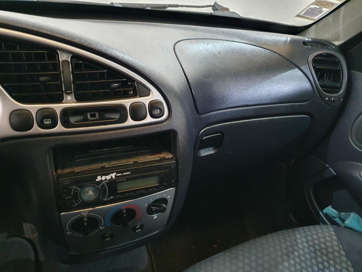 Ford Puma 1.4 · Ano 1998 — image 26