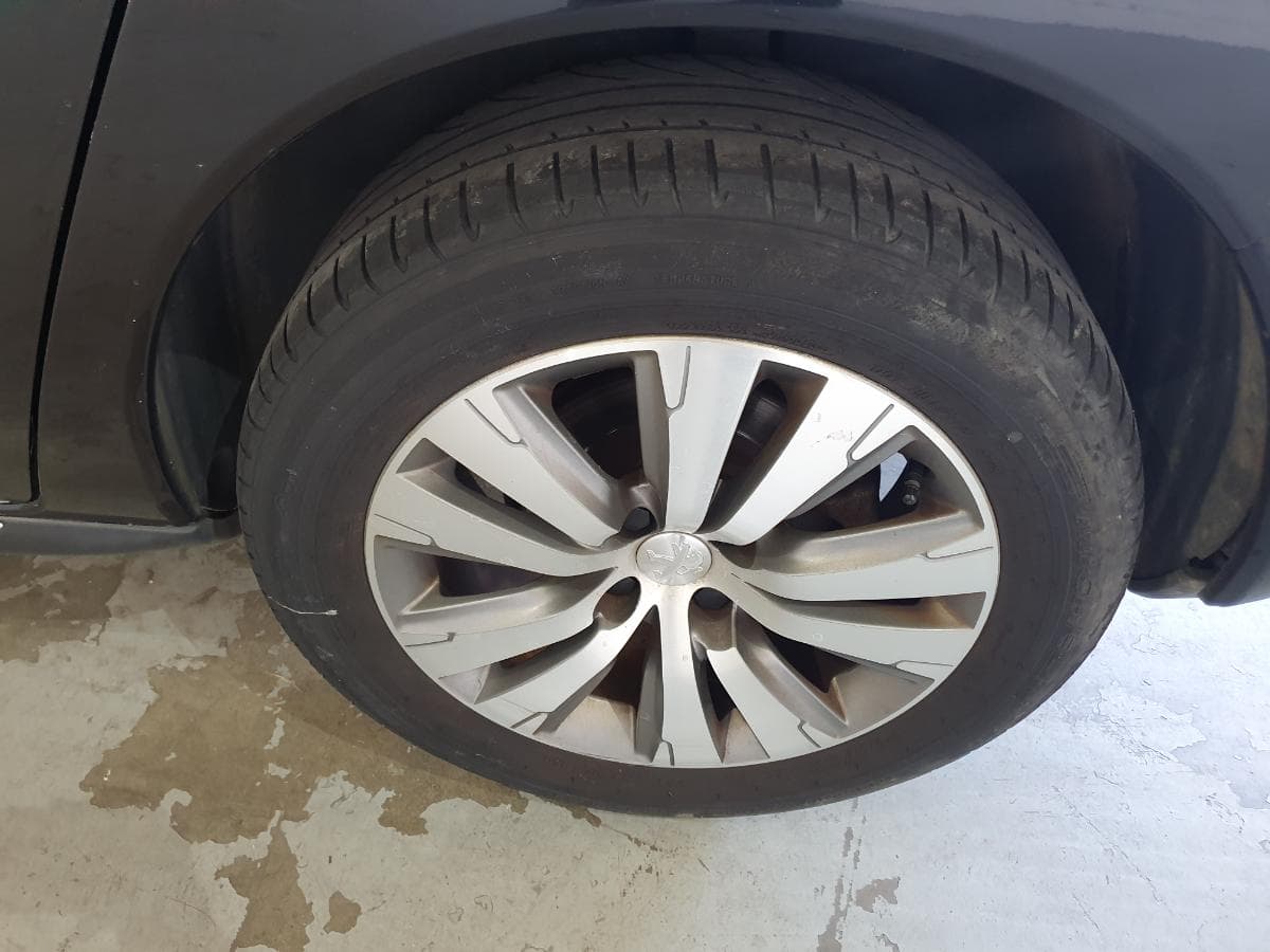 Peugeot 3008 1.6 BlueHDI · Ano 2015 — imagem 12