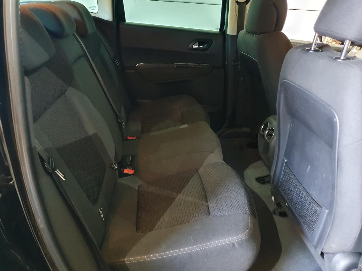 Peugeot 3008 1.6 BlueHDI · Ano 2015 — imagem 28