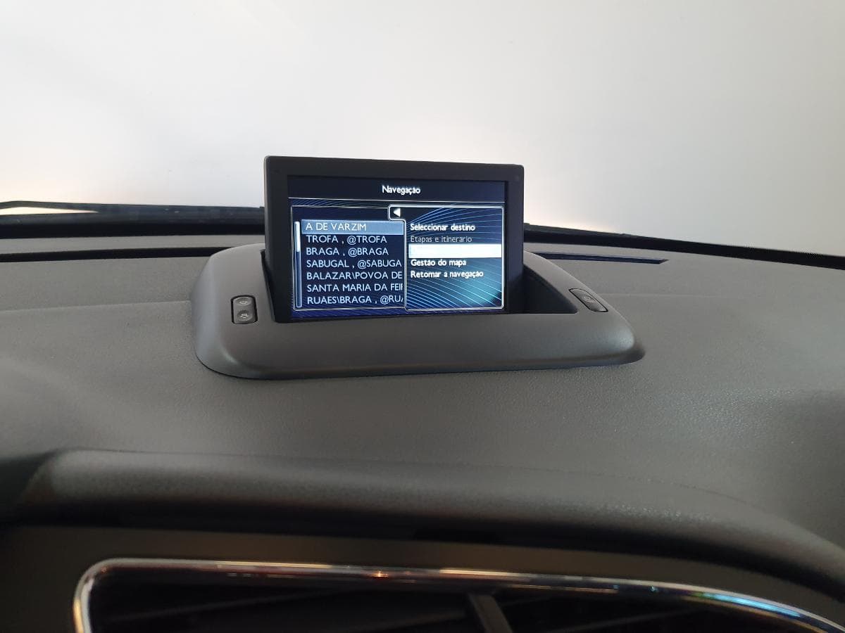 Peugeot 3008 1.6 BlueHDI · Ano 2015 — imagem 39
