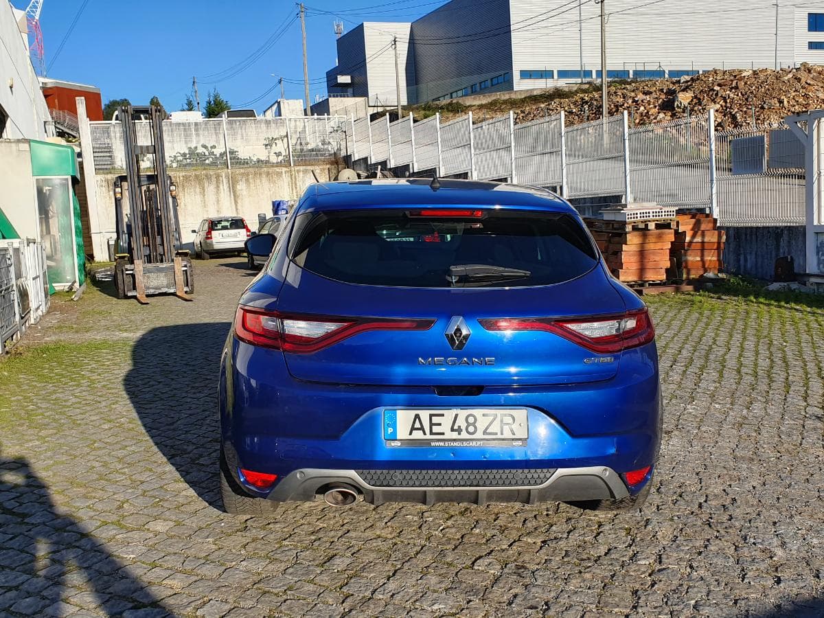 Renault Mégane 1.5 DCI GT Line · Ano 2017 — imagen 6