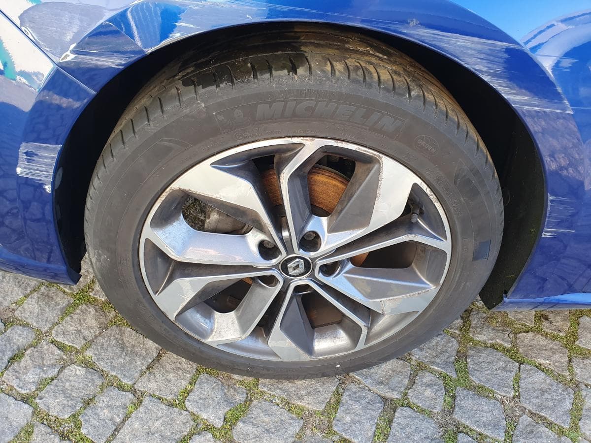 Renault Mégane 1.5 DCI GT Line · Ano 2017 — imagen 16